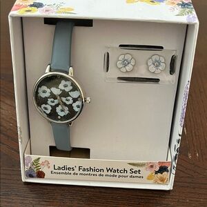 L👀K Floral Ladies' Fashion Watch Set - Blue and white